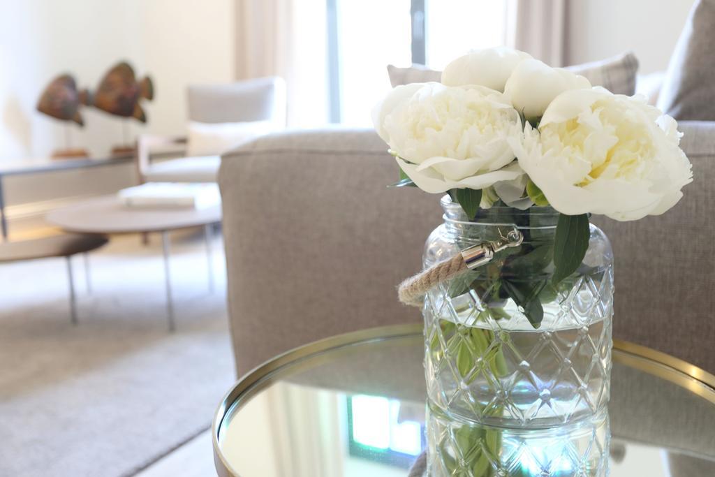 Apartaments Placa Del VI ชีโรนา ภายนอก รูปภาพ