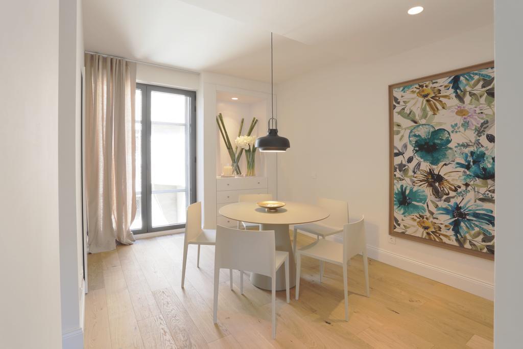 Apartaments Placa Del VI ชีโรนา ภายนอก รูปภาพ