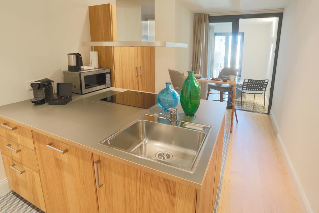 Apartaments Placa Del VI ชีโรนา ภายนอก รูปภาพ